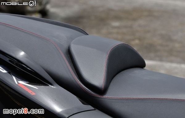 Śٿ_(d)Aprilia SRV850Ħ܇(ch)
