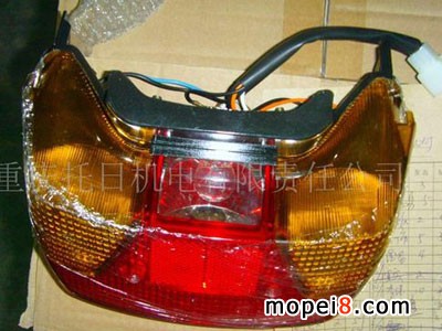 供應110型摩托車尾燈
