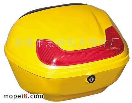 供應各款式摩托車儲物箱、摩托車尾箱