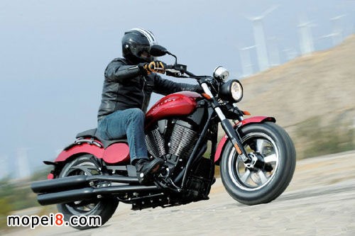 試駕勝利摩托車Victory 2013 Judge