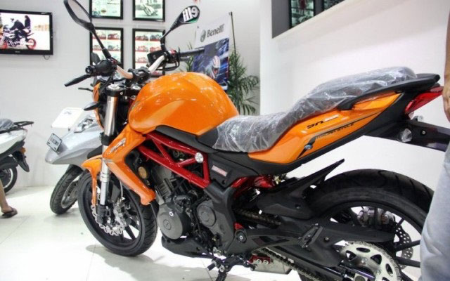 藍寶龍BJ300GS